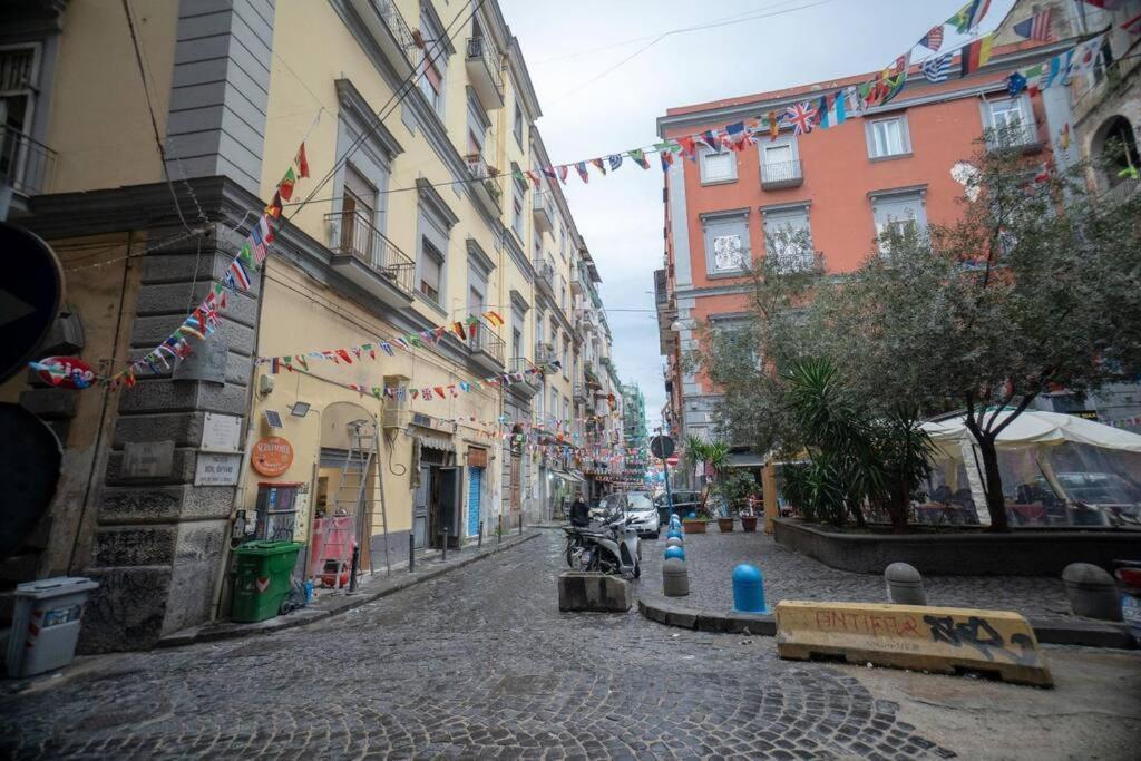 Home Nonna Sabina - Centro Storico Napoli Εξωτερικό φωτογραφία